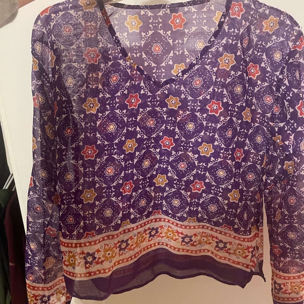 Sheer top - Picture 4 of 5